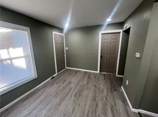 1640 E Division St, Decatur, IL 62526