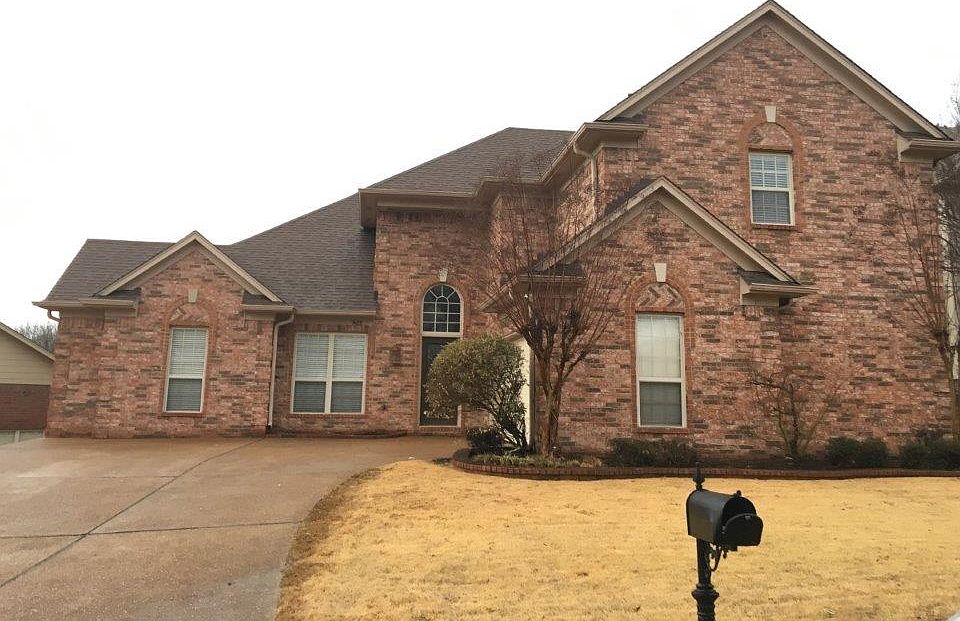 1st image of 7428 Crystal Lake Dr