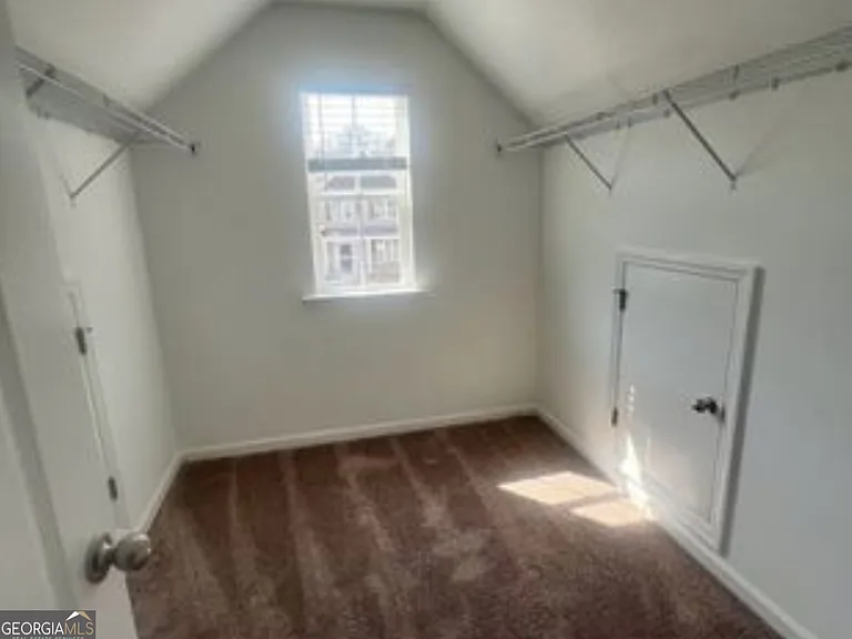 135 Sams Dr — Photo 17