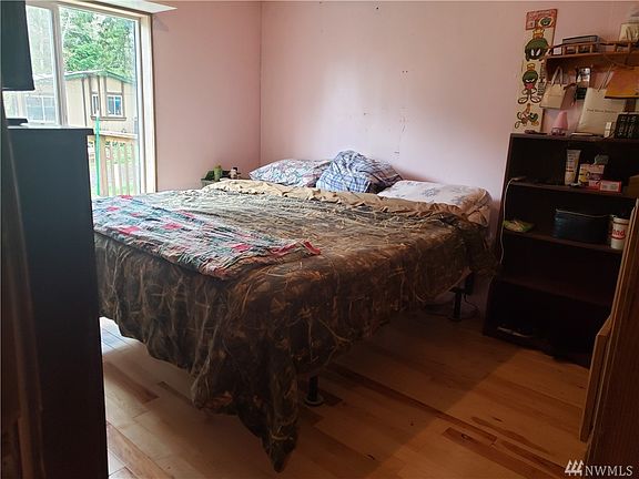 5th image of 2905 212th Ln