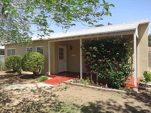 2nd image of 208 E Santa Cruz Dr