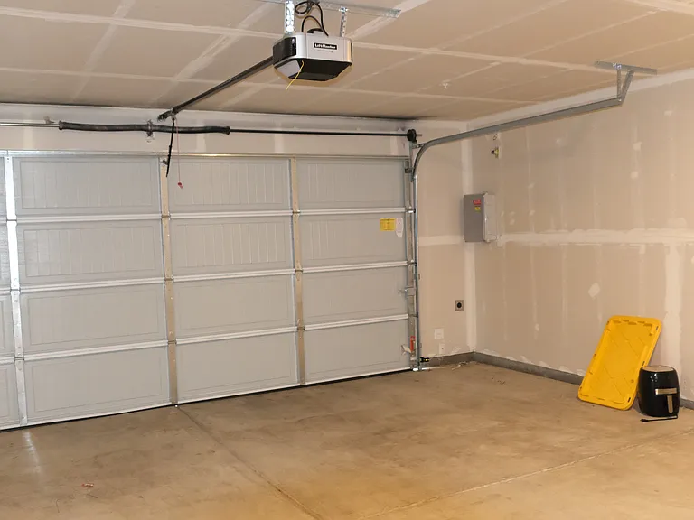 2816 E Teaberry Dr #1 — Photo 42