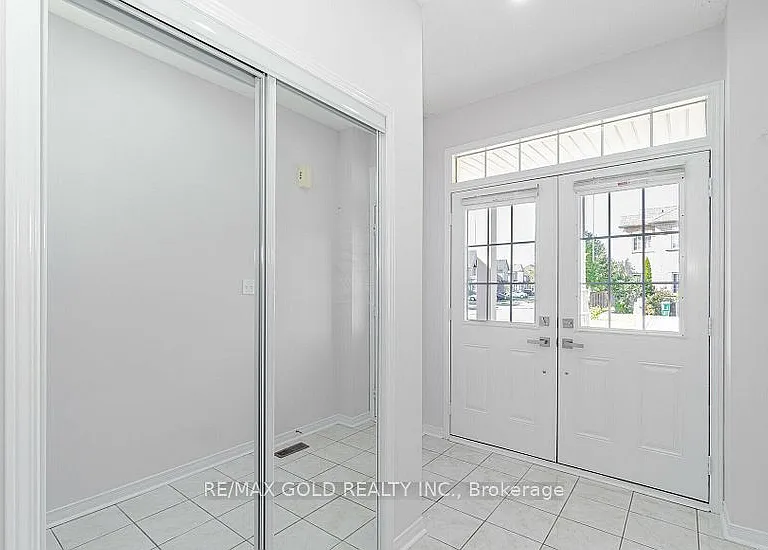 69 Portrush Trl — Photo 3