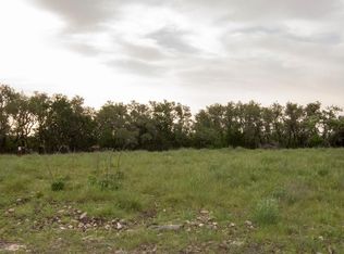 210 E Gran Vista Dr, Fredericksburg, TX 78624