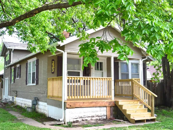 2902 E Lincoln St, Wichita, KS 67211