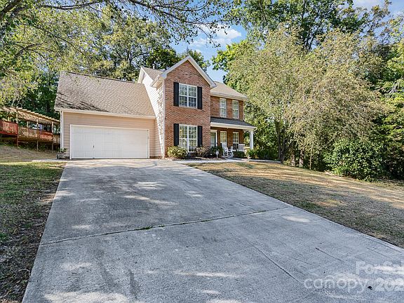 3rd image of 11333 Astoria Dr