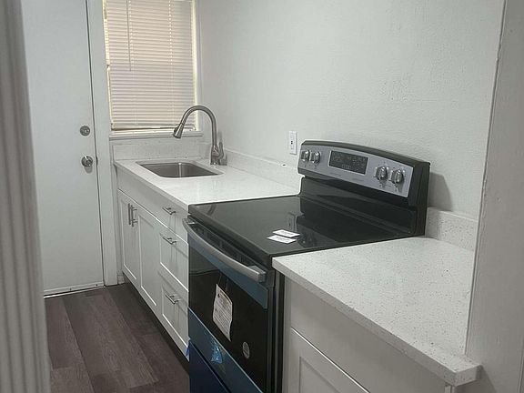 4th image of 11620 Colony Hill Dr #2