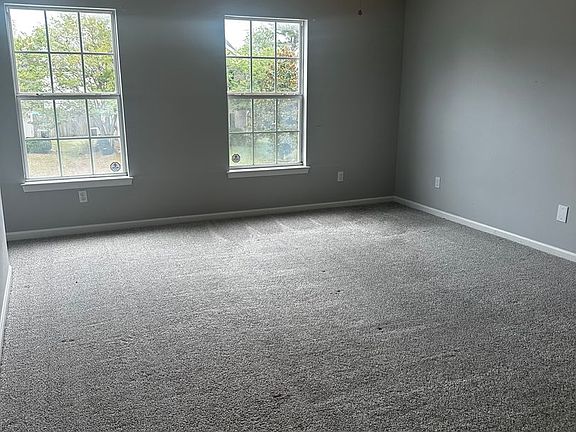 3rd image of 1426 Pinethicket Dr