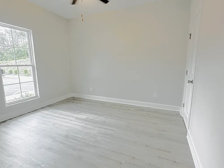 1227 University Ln #C — Photo 7