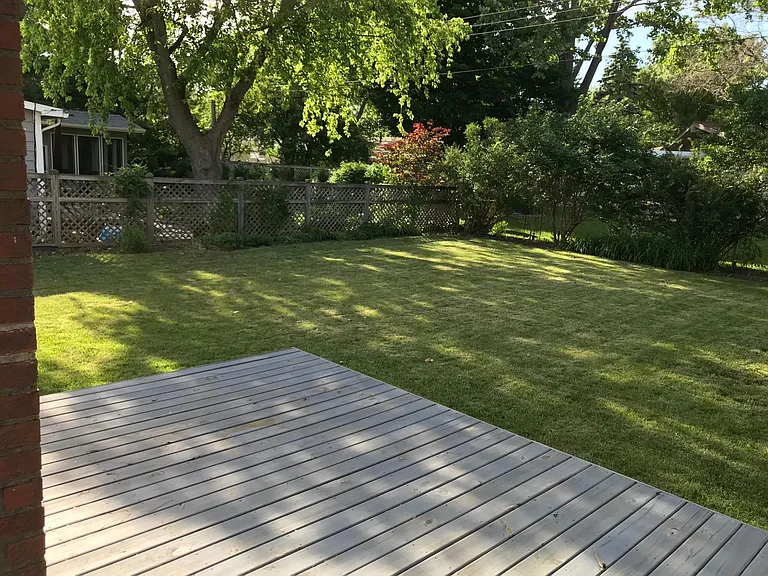 1102 Devonshire Dr — Photo 22