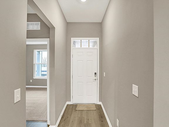 5th image of 18322 Depoe Ln