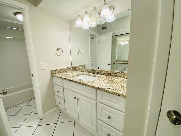 5th image of 8000 Lagos De Campo Blvd #205