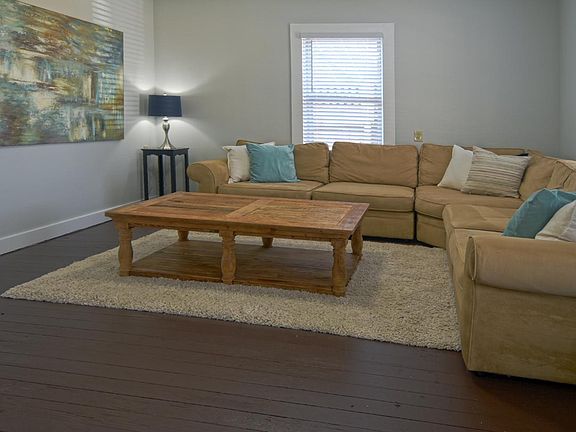 Spacious sitting room