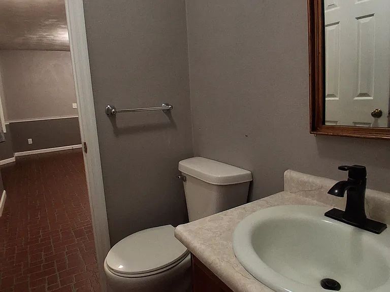 503 Mound St — Photo 10