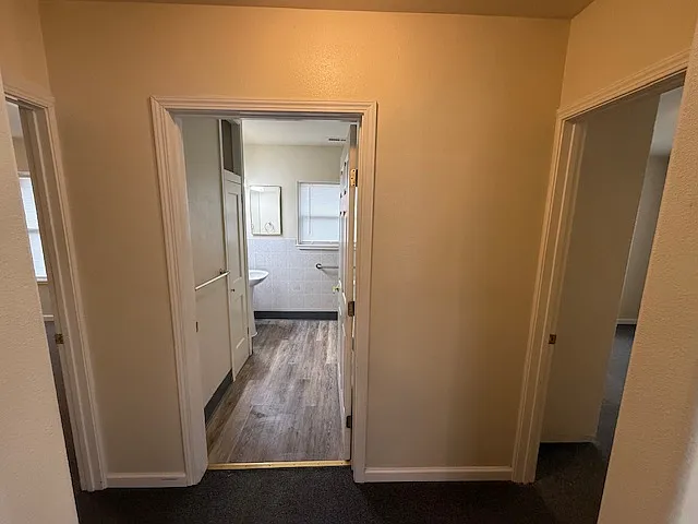 bathroom with 36" door for disabled wheel chair, between the bedrooms