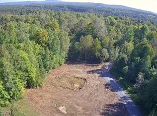 3275 Musclow Greenview Rd, Hastings Highlands, ON K0L1C0