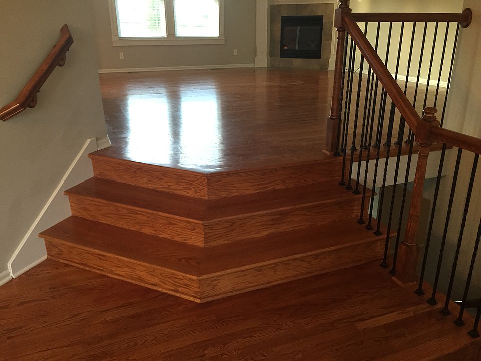 2nd image of 974 Ridge Dr
