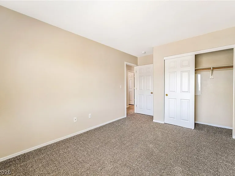 8104 Caspian Moon Dr — Photo 28