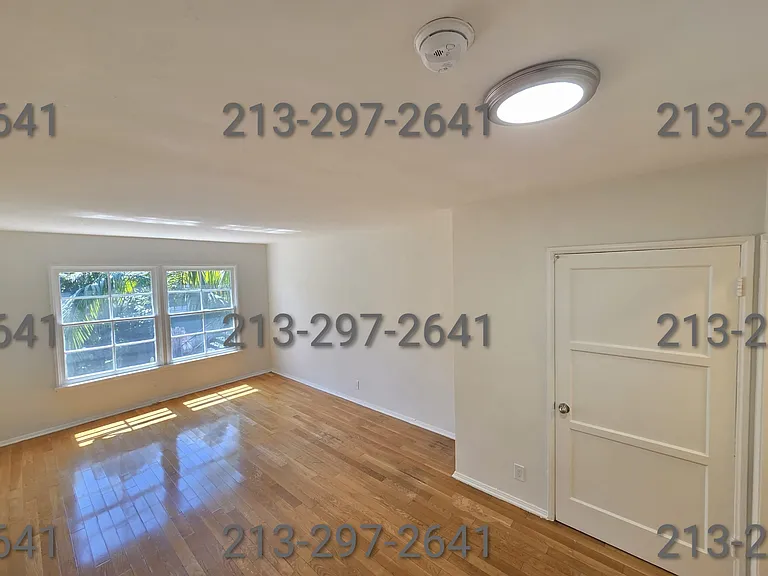 426 S Rampart Blvd #17 — Photo 5