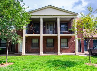 1 College Ct, Louisville, KY 40203
