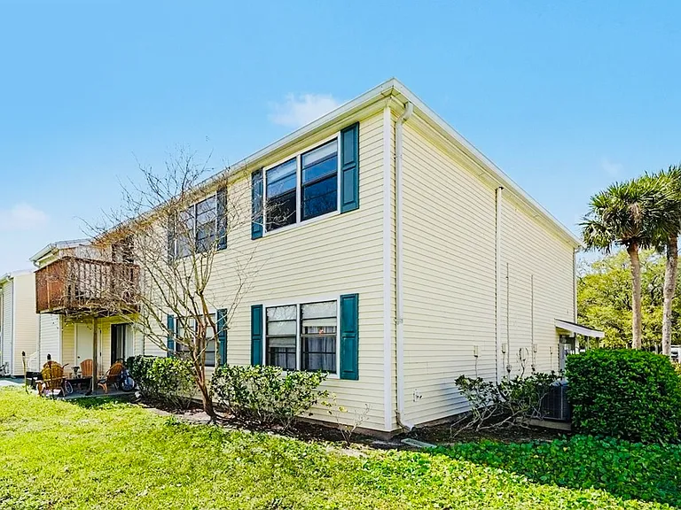 129 Camphor Cir #F — Photo 30