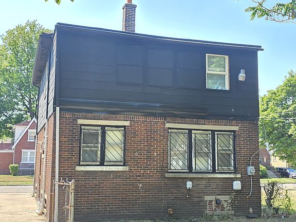 5th image of 15760 Littlefield St