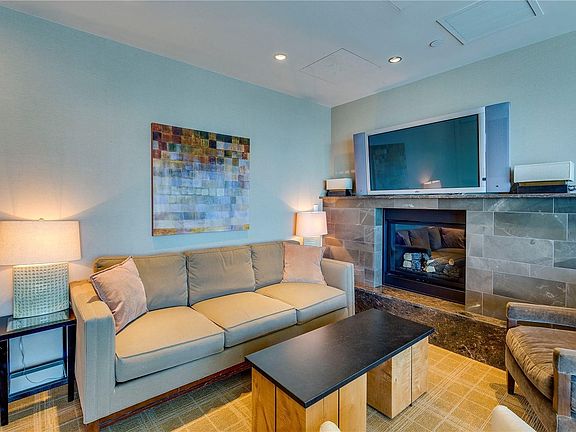 5th image of 1521 2nd Ave #2904R