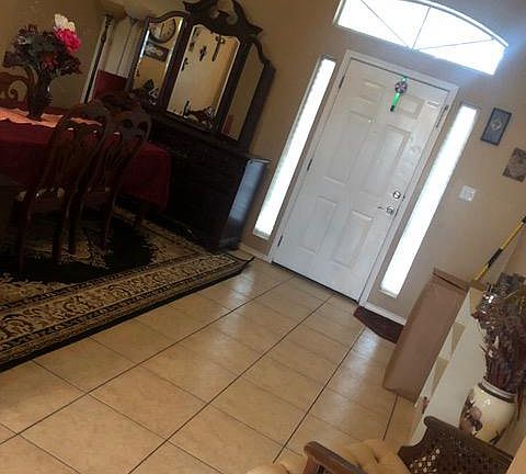 5th image of 3912 Camellia Ave