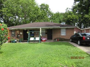 67 Neyland St, Houston, TX 77022