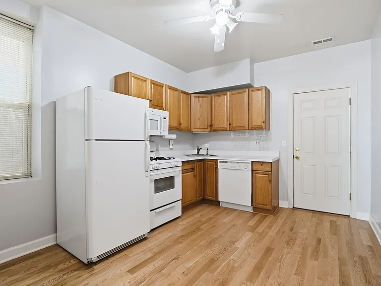 1719 W Julian St #1 — Photo 7