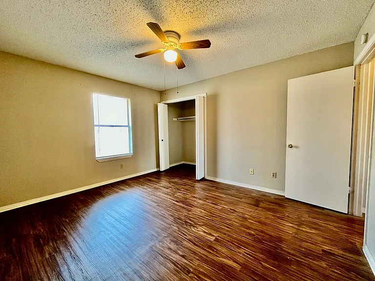 3053 Olympia Dr — Photo 14