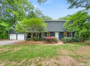 339 Meadow Road, Farmington, CT 06032