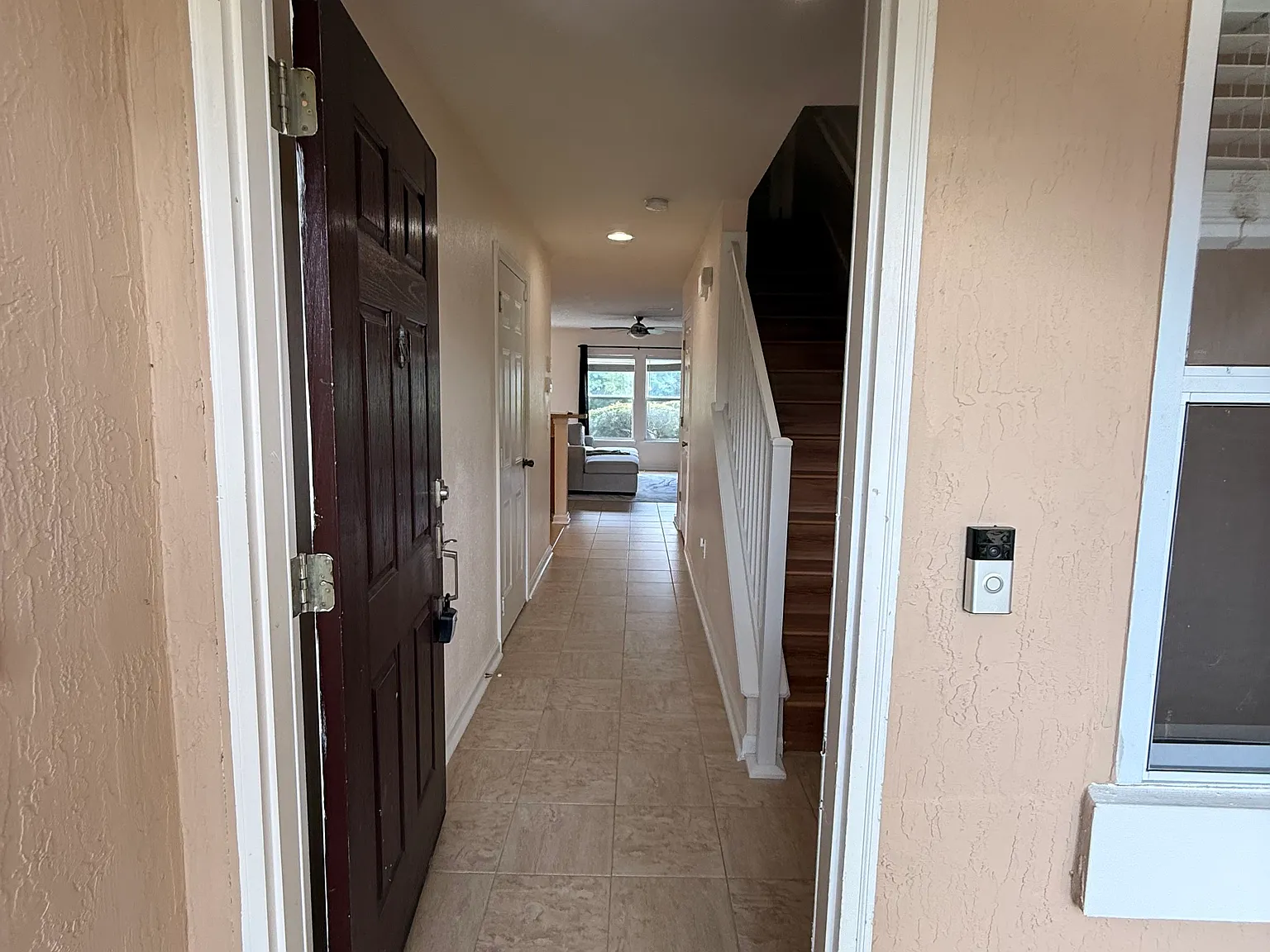 2 bed, 2.5 bath, 1268 sqft, $1,550 — Photo 3
