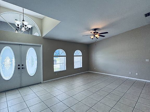 5th image of 161 SE 1st Pl
