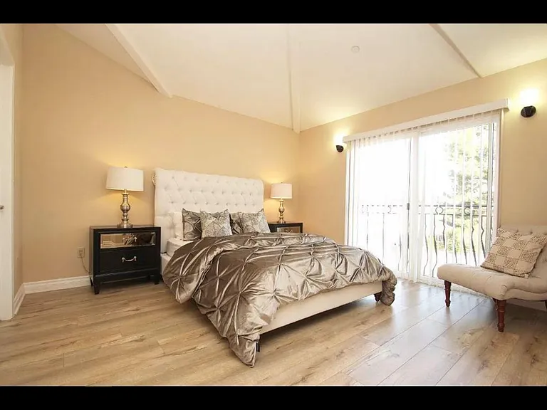 2307 Mira Vista Ave #108 — Photo 16