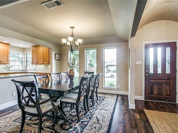 2nd image of 2236 Covinton Ln