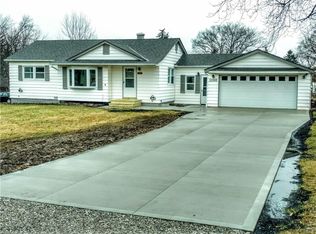 1198 Meadowbrook Blvd, Brunswick, OH 44212