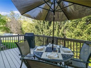 90 Valimar Ct, White Plains, NY 10603