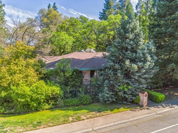 9061 Winding Oak Dr, Fair Oaks, CA 95628