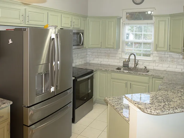 156 Marsh Rabbit Dr — Photo 2
