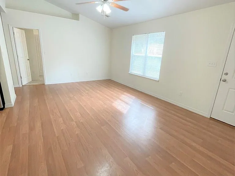 1786 Kell Rd — Photo 3