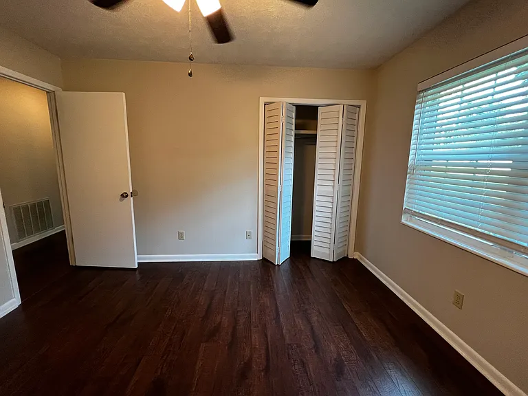 4926 Lester Rd — Photo 17