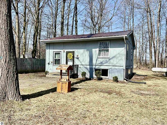 2nd image of 6240 Terry Dr