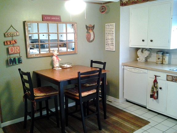 4th image of 2438 Louis Ave