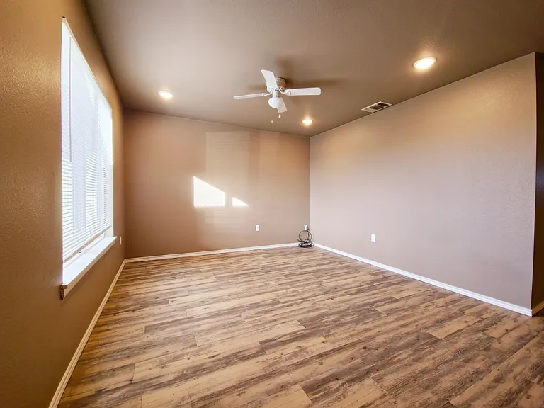 2226 E Main St — Photo 1