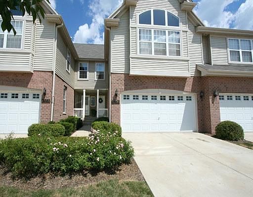 1st image of 2442 Abbey Dr