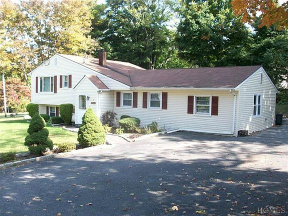 2nd image of 2 Logwynn Ln
