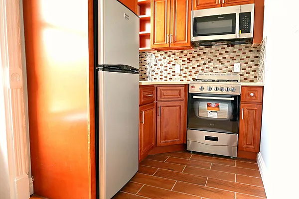 Rented by Level Group | media 12