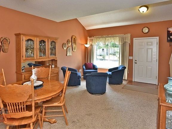 3rd image of 6579 SE Austin Dr