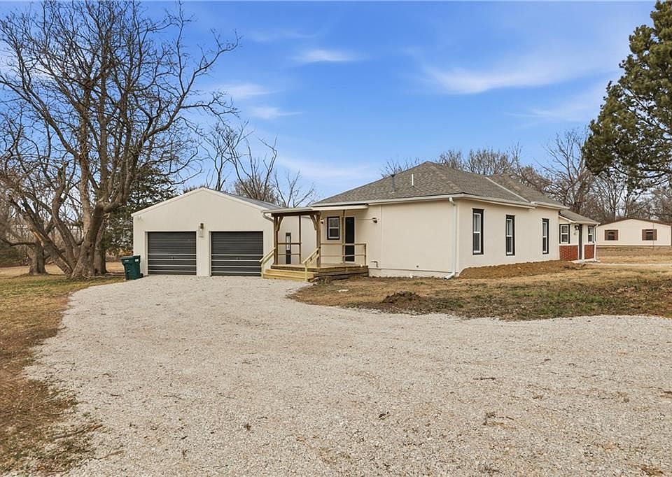 1st image of 402 S Jefferson St